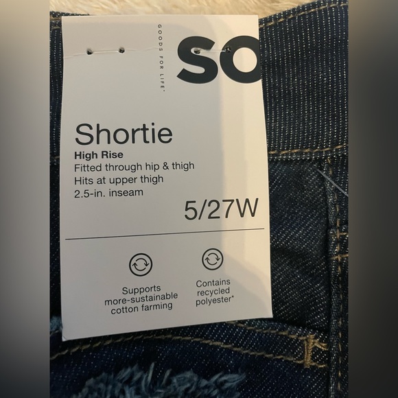 BNWT, SO, shortie distressed shorts, juniors size 5 - Picture 9 of 11